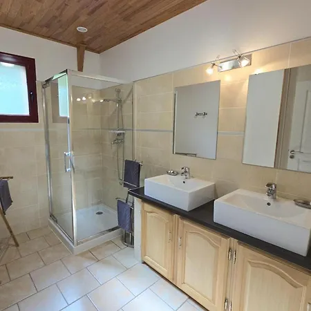 Maison De Plain-pied Avec Cheminee Et Wifi A - Fr-1-616-3 Holiday home Domme
