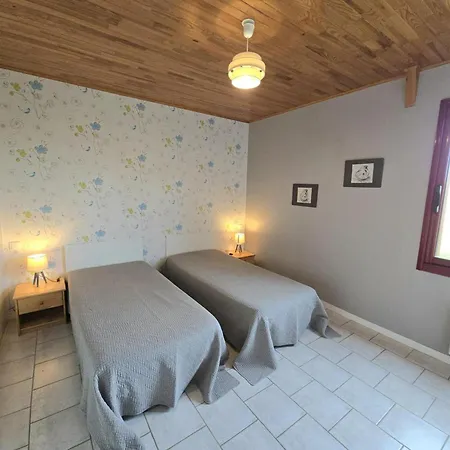Maison De Plain-pied Avec Cheminee Et Wifi A - Fr-1-616-3
